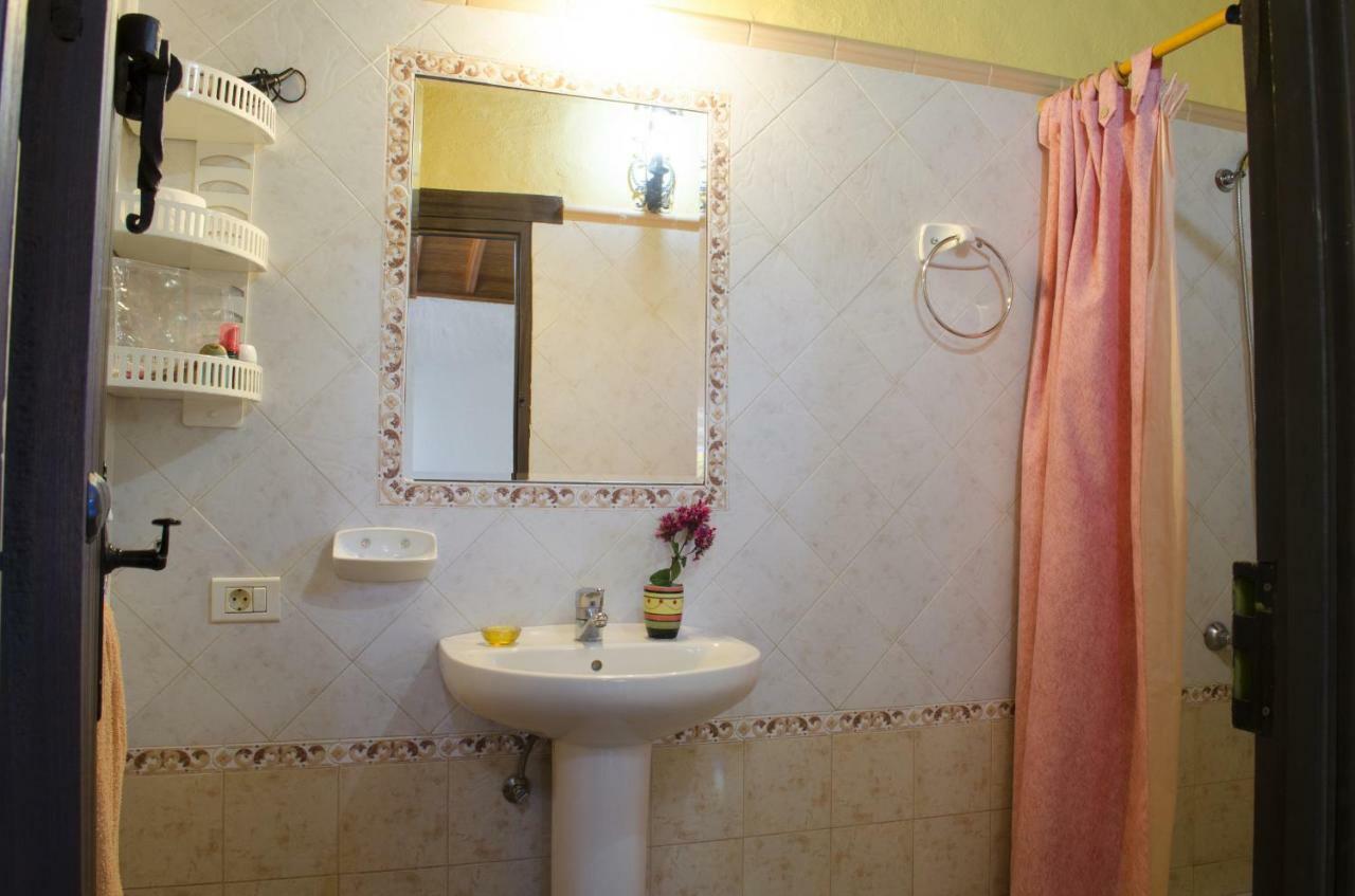 San Bartolomé Vivelorural Casa En Valle De Chira Con Piscina מראה חיצוני תמונה